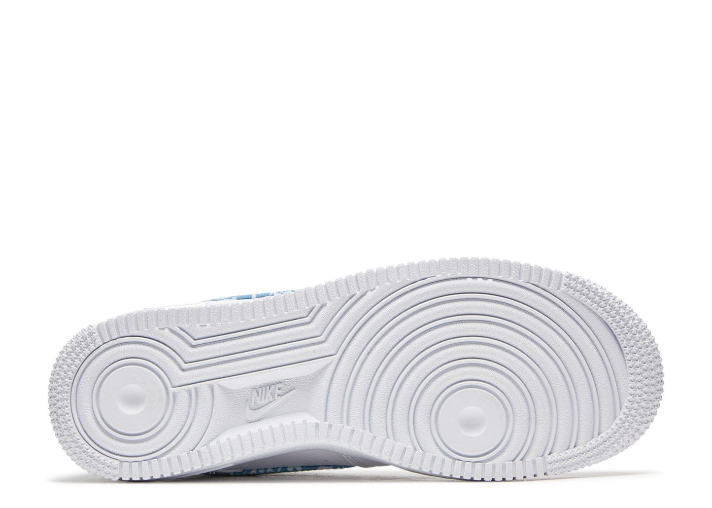 Air Force 1 Low '07 Essential White Worn Blue Paisley