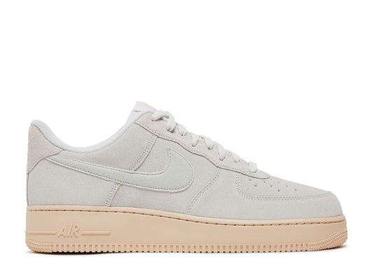 Air Force 1 Low Winter Premium Summit White Suede