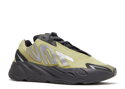 Yeezy Boost 700 MNVN Resin