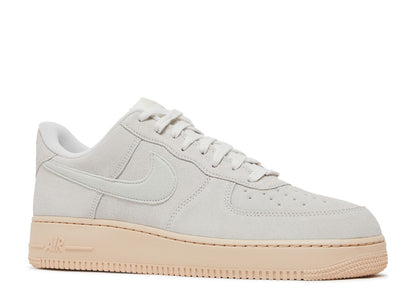 Air Force 1 Low Winter Premium Summit White Suede