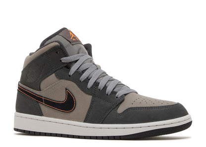 Air Jordan 1 Mid SE Night Stadium