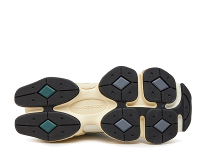 New Balance 9060 New Spruce