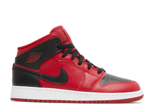 Air Jordan 1 Mid Reverse Bred (2021)