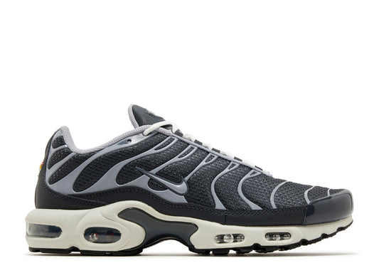 Air Max Plus SE Greyscale Cool Grey