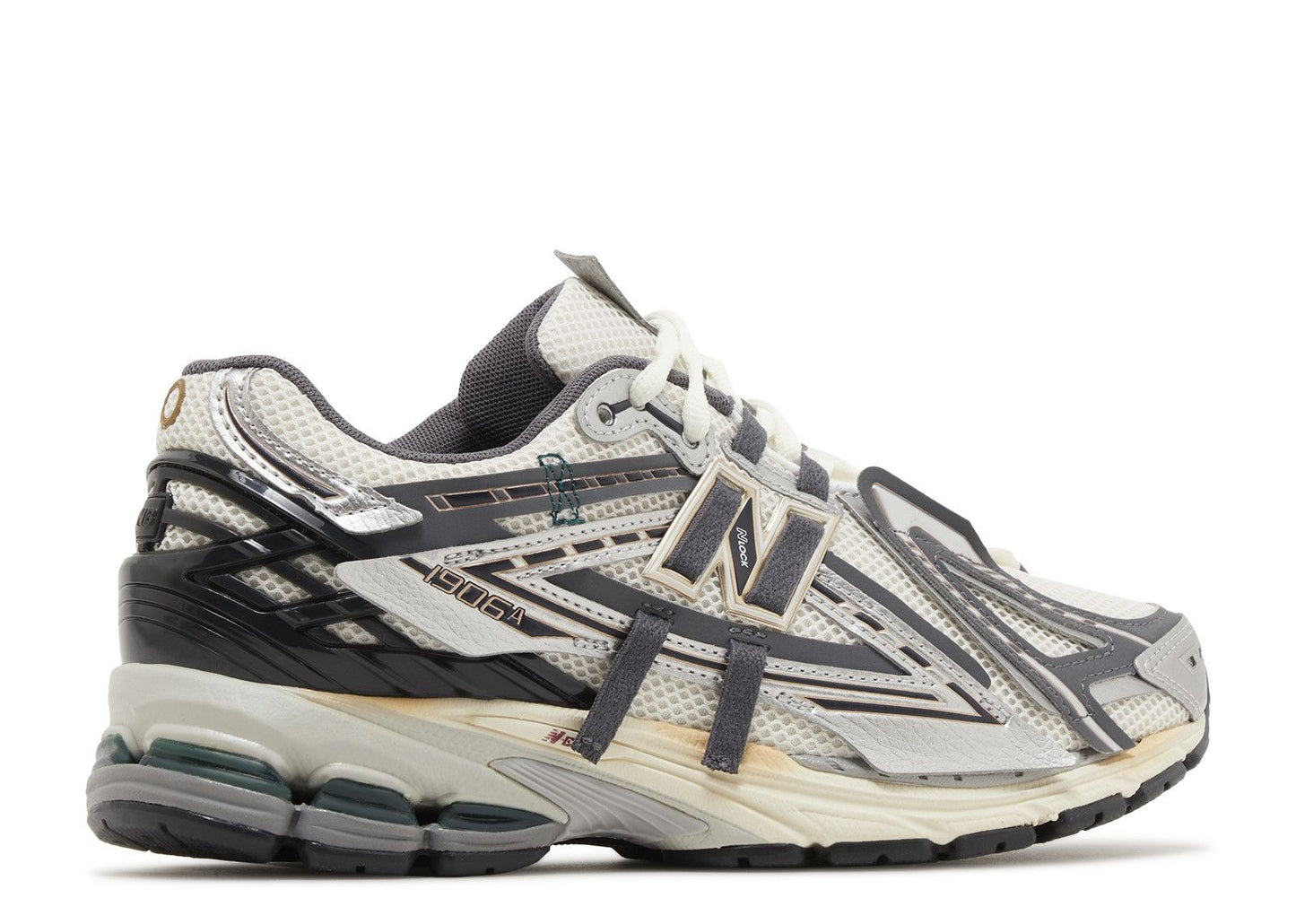 New Balance 1906A Silver Metalic Castlerock