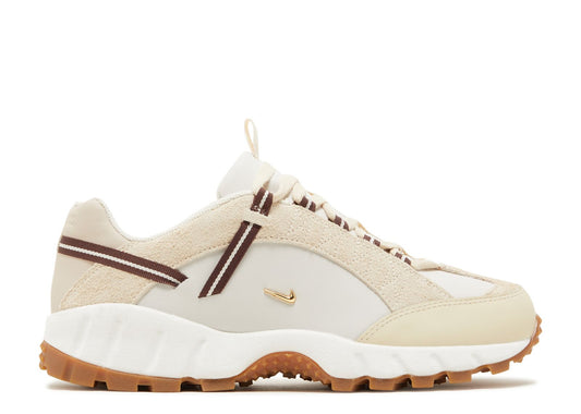 Nike Air Humara LX Jacquemus Beige