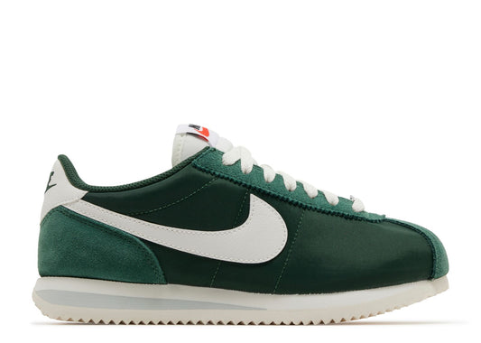 Nike Cortez Fir Green