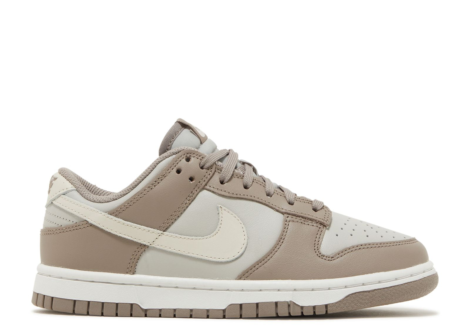 Nike Dunk Low Bone Beige