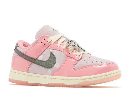 Nike Dunk Low LX Barbie