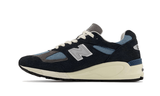 990 v2 MiUSA Teddy Santis Navy Castlerock