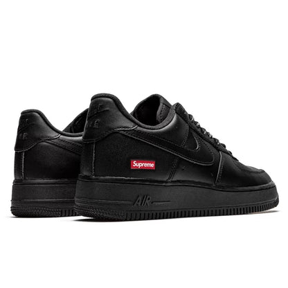 Air Force 1 Low Black Supreme