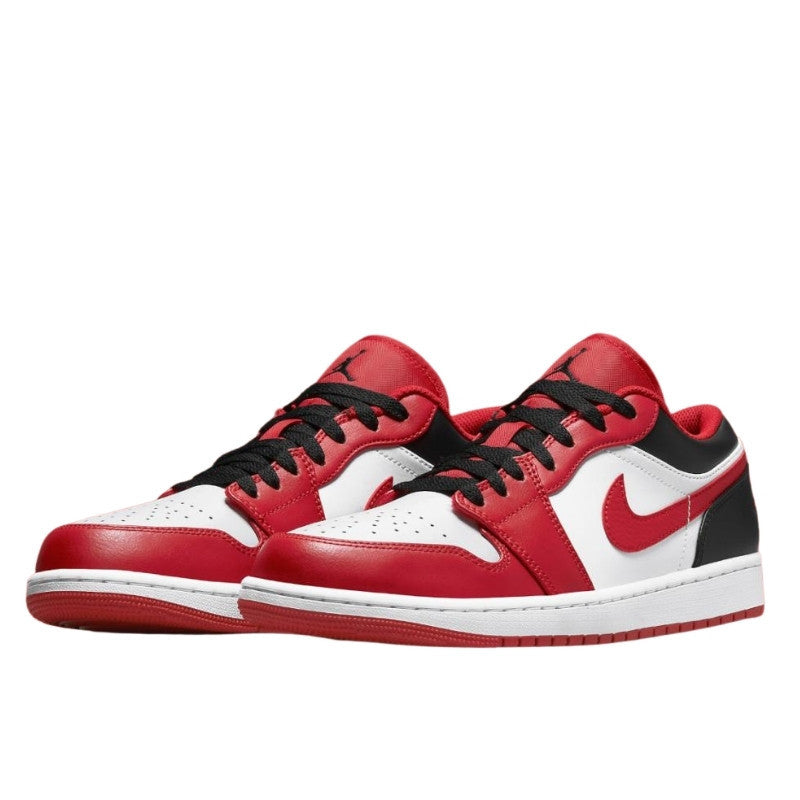 Air Jordan 1 Low Bulls