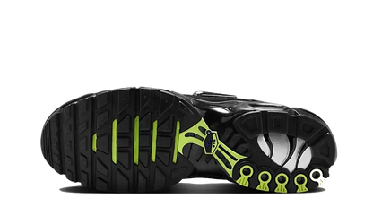 Air Max Plus Black Volt Silver