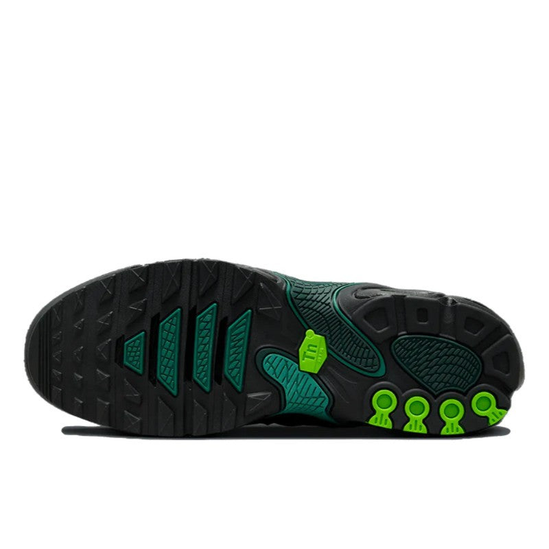 Air Max Plus Drift Black Volt