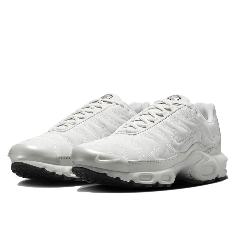 Air Max Plus Platinum Tint