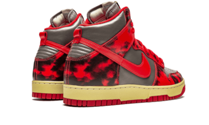 Dunk High 1985 Red Acid Wash