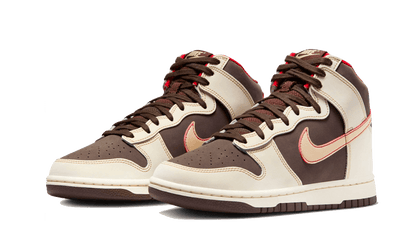 Dunk High SE Baroque Brown