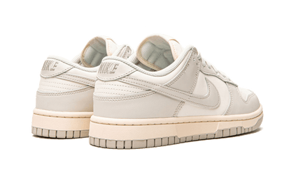 Dunk Low Light Bone