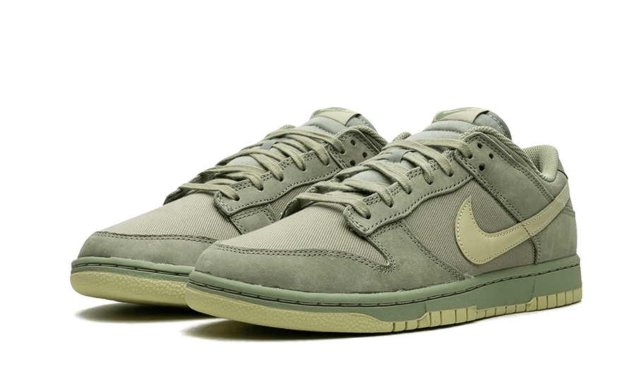 Dunk Low Premium Oil Green