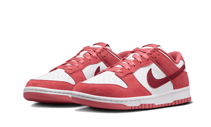 Dunk Low Valentine's Day