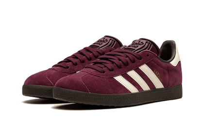 Gazelle Maroon Chalk White