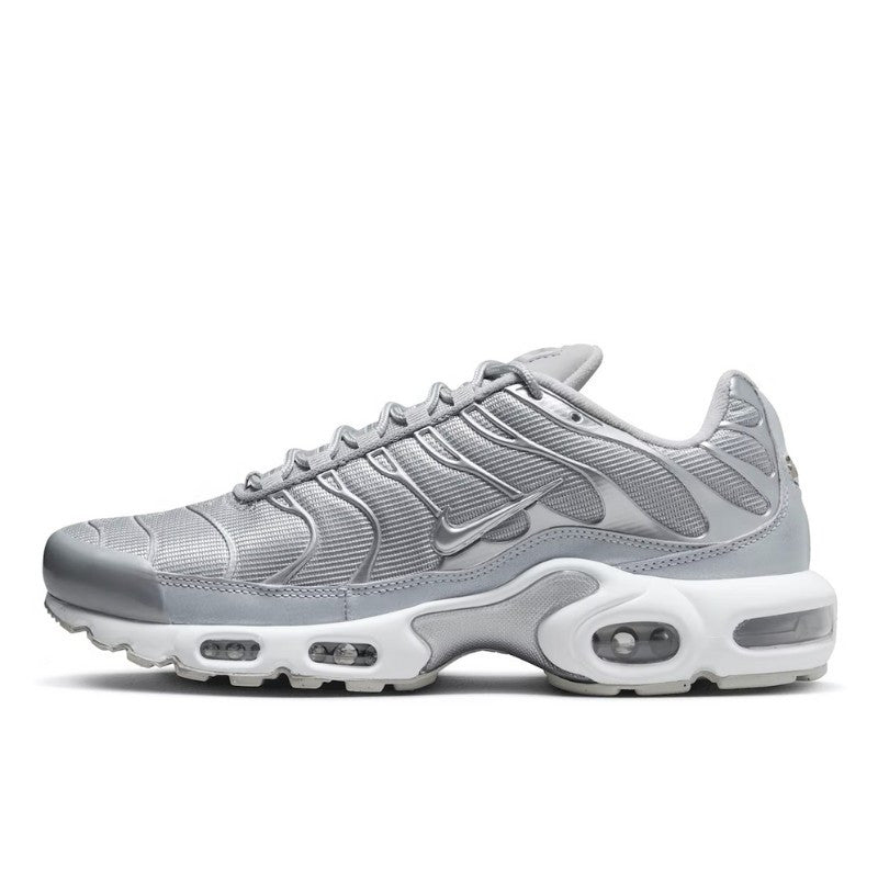 Nike Air Max Plus Metallic Silver