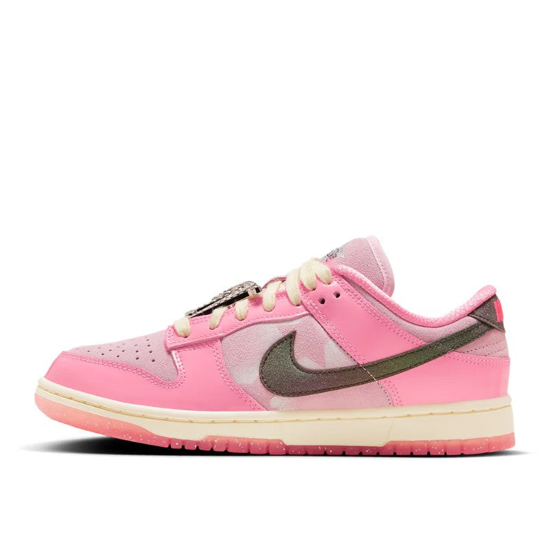 Nike Dunk Low LX Barbie