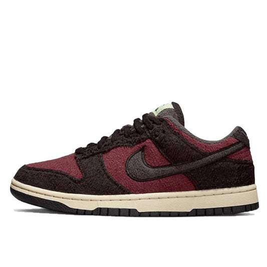 Nike Dunk Low SE Fleece Burgundy Crush