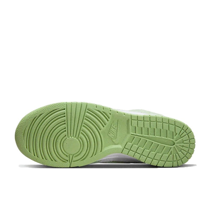 Nike Dunk Low SE Fleece Green