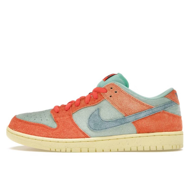 Nike SB Dunk Low Orange Emerald Rise