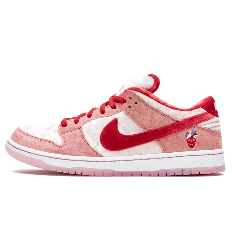 Nike SB Dunk Low StrangeLove