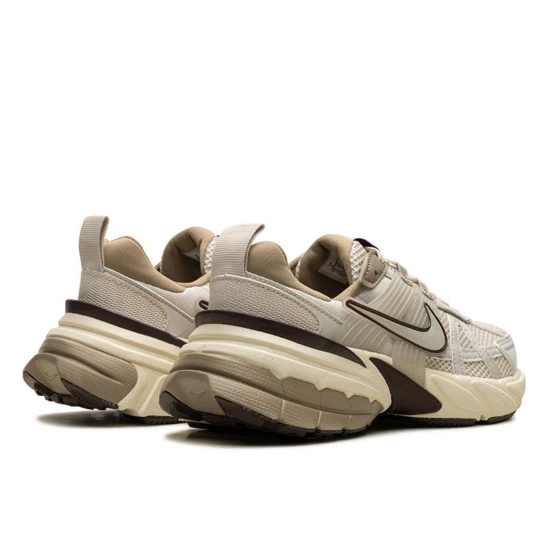 Nike V2K Run Light Orewood Brown