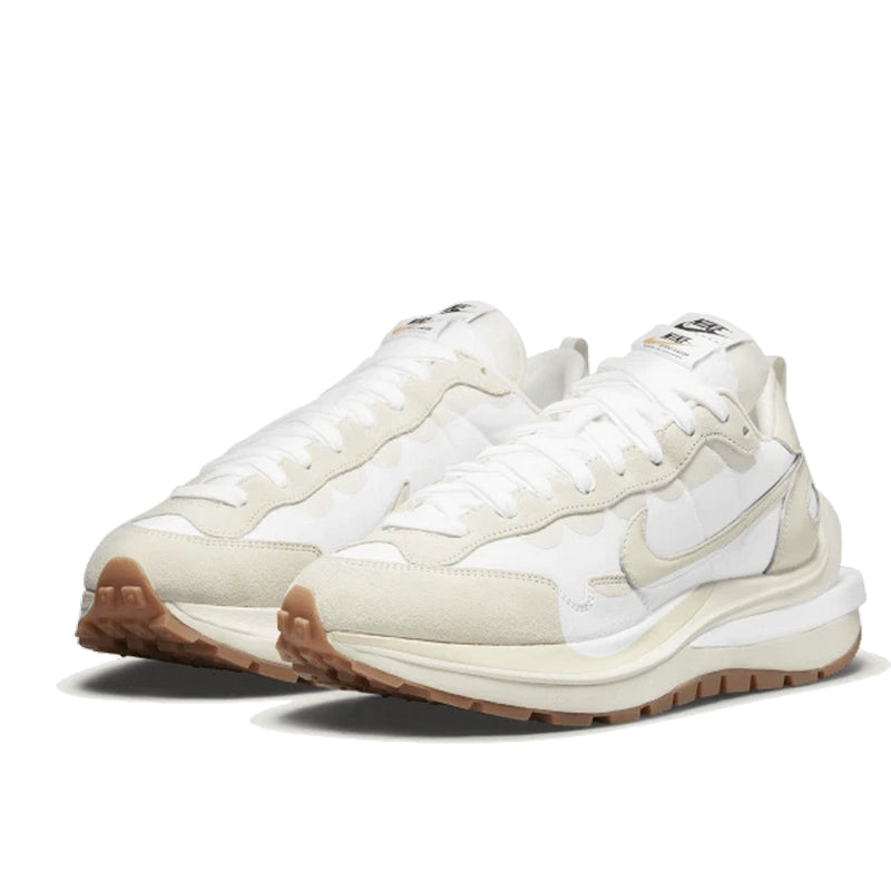 Nike Vaporwaffle Sacai Sail Gum