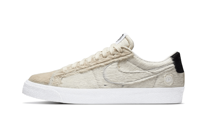 SB Blazer Low Medicom Toy (2020)