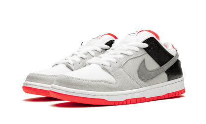 SB Dunk Low Infrared